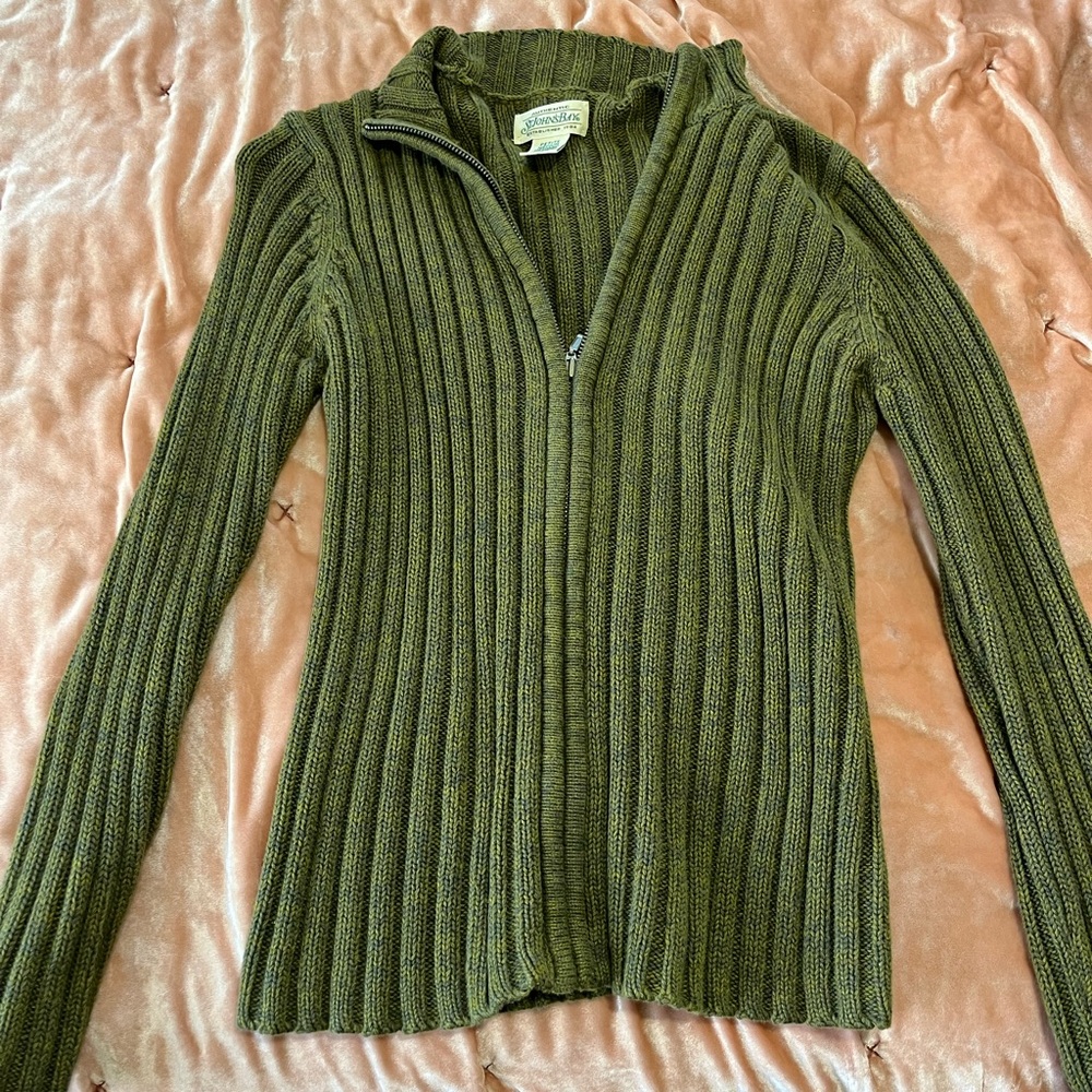 Zip up ripped sweater
